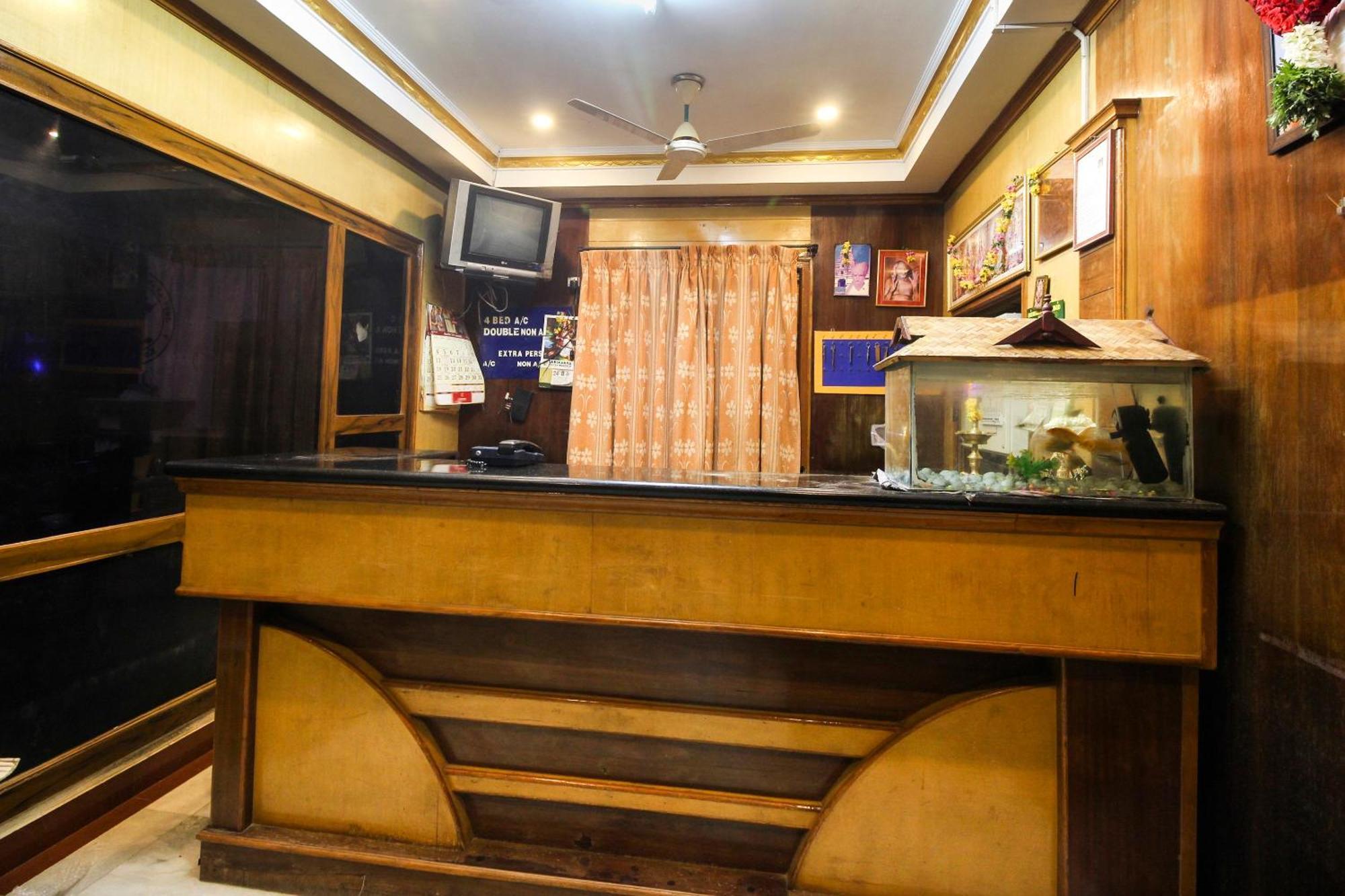 Spot On Jayalakshmi Residency Non Ac 호텔 Kovilpatti 외부 사진
