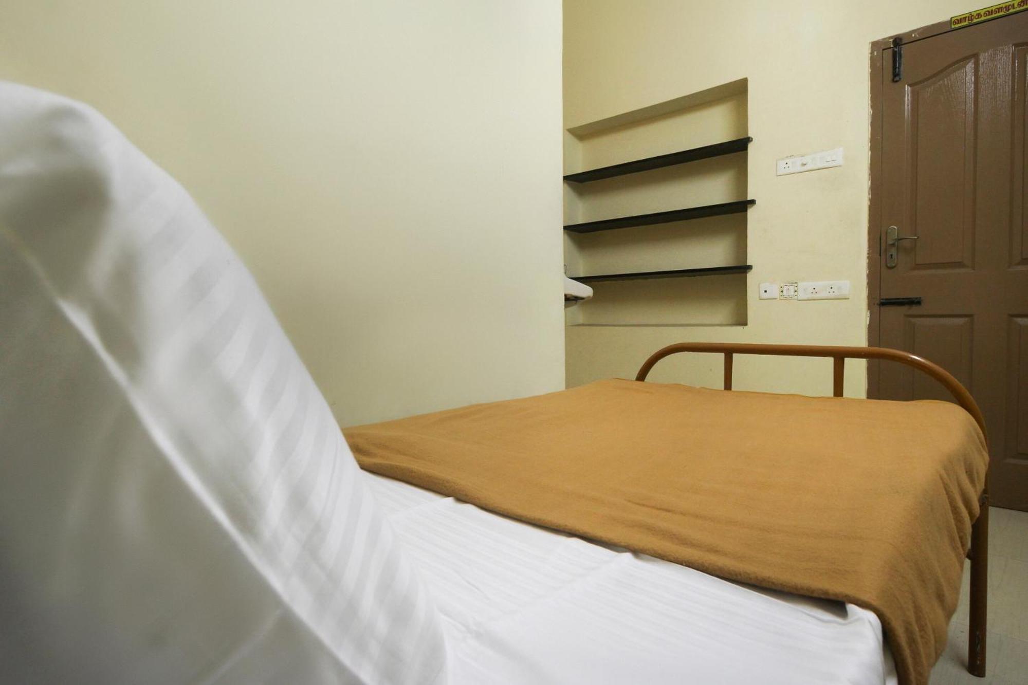 Spot On Jayalakshmi Residency Non Ac 호텔 Kovilpatti 외부 사진