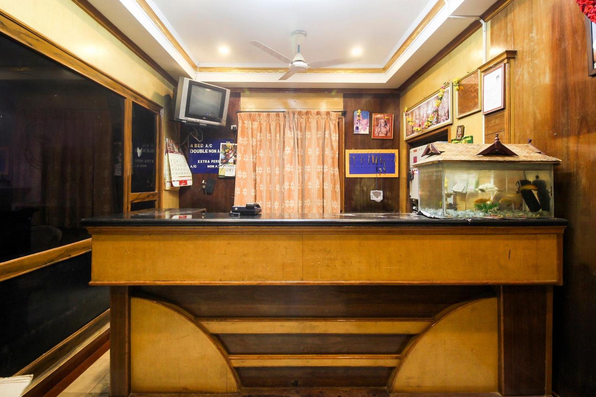Spot On Jayalakshmi Residency Non Ac 호텔 Kovilpatti 외부 사진